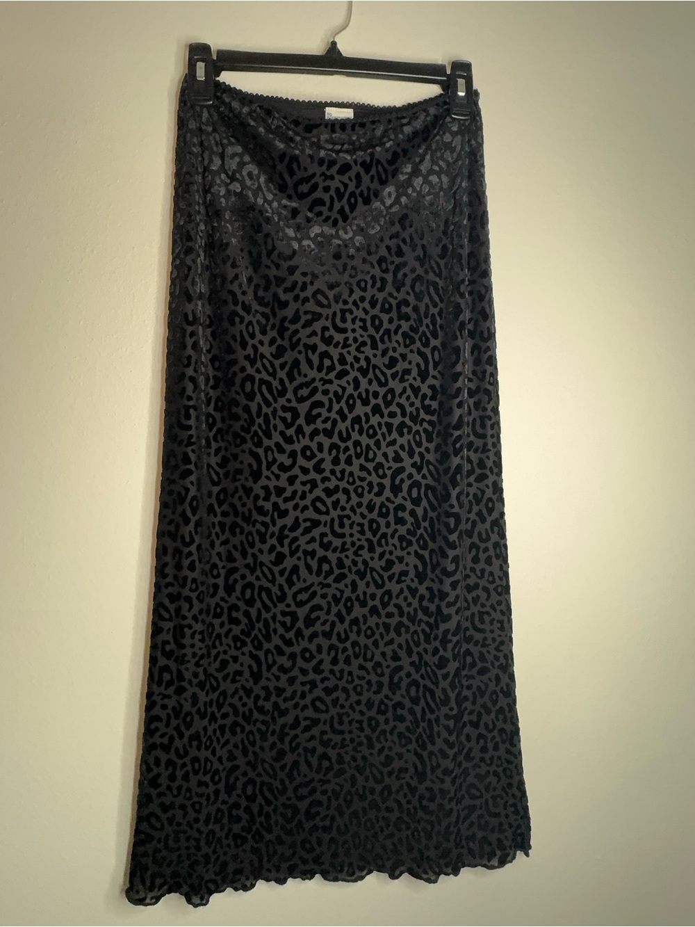 Velvet Cheetah Print Maxi Skirt!